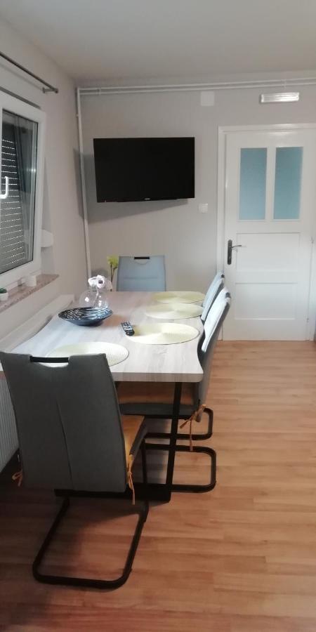 Apartman Luce Otočac Екстериор снимка